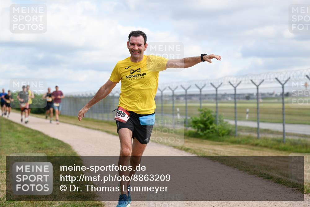 14.09.2025 - Airport Race Dr. Thomas Lammeyer http://msf.ph/oto/8863209 14.09.2025 12:02:46 Laufen 195 meine-sportfotos.de