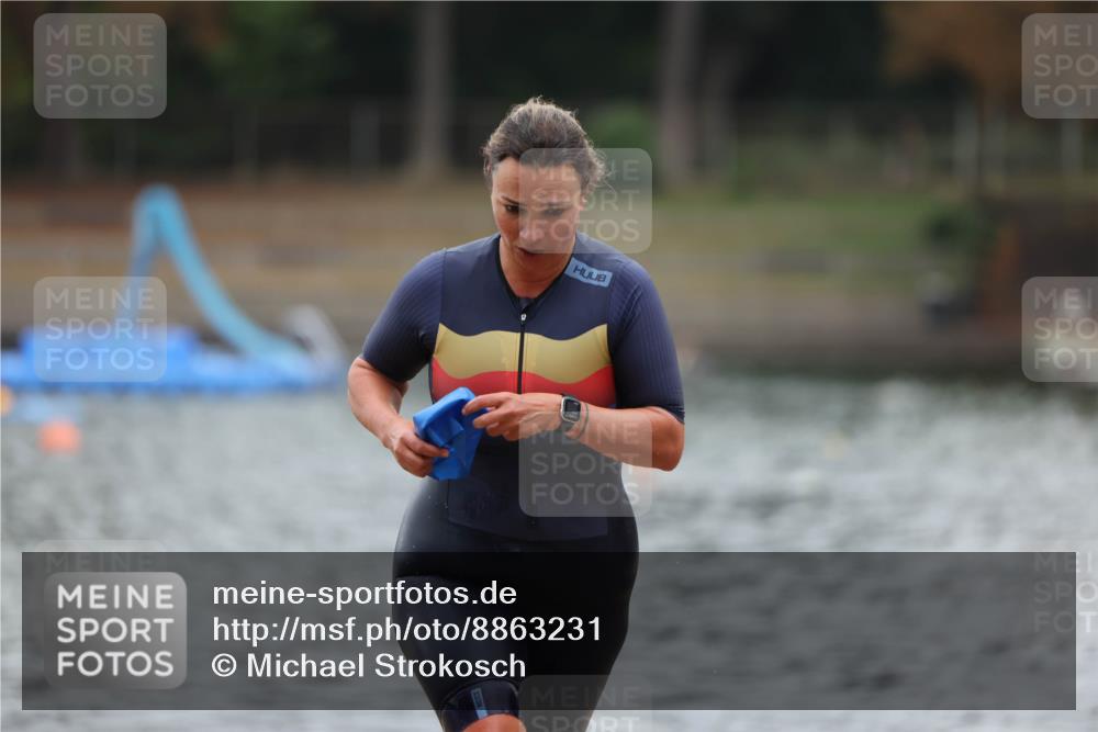 14.09.2025 - Stadtparktriathlon Michael Strokosch http://msf.ph/oto/8863231 14.09.2025 10:15:21 Schwimmen 636, 691 meine-sportfotos.de