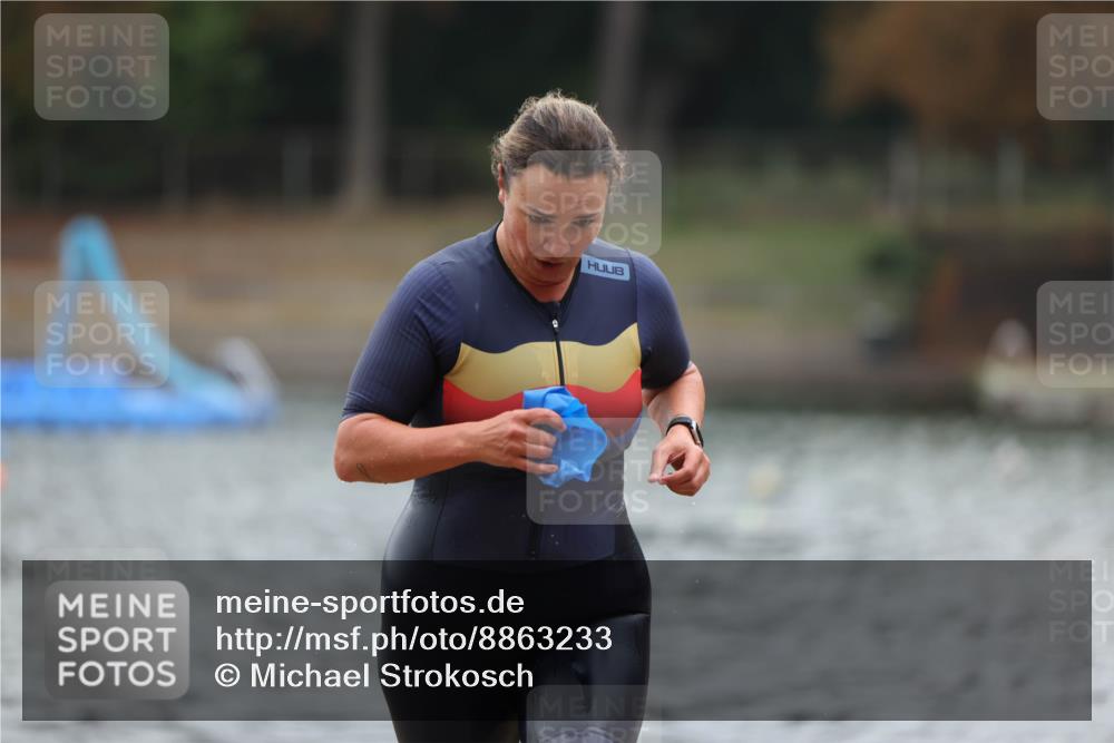 14.09.2025 - Stadtparktriathlon Michael Strokosch http://msf.ph/oto/8863233 14.09.2025 10:15:21 Schwimmen 636, 691 meine-sportfotos.de