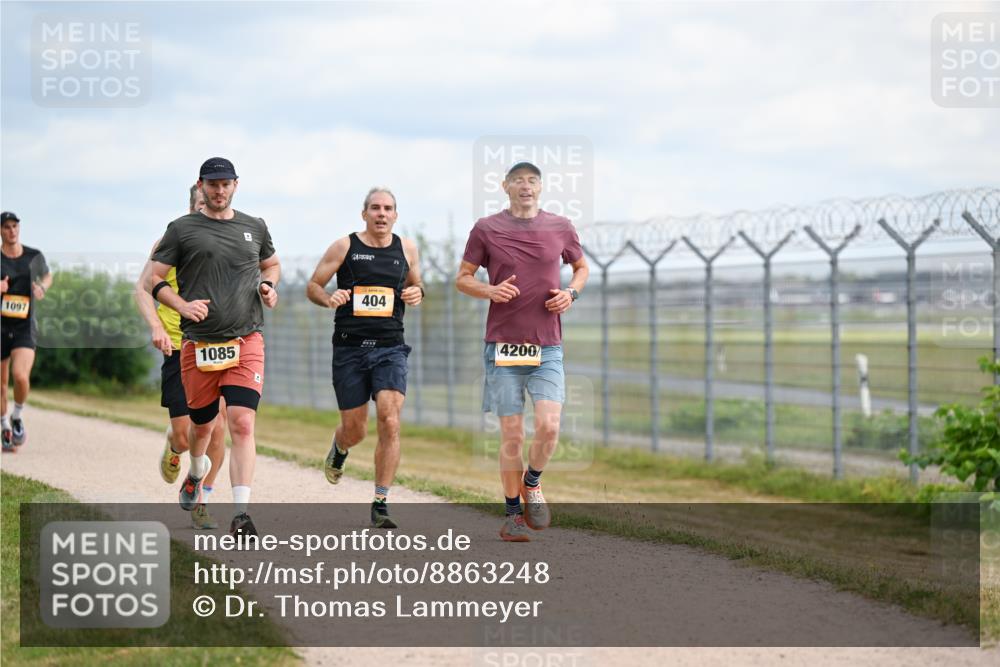 14.09.2025 - Airport Race Dr. Thomas Lammeyer http://msf.ph/oto/8863248 14.09.2025 12:02:50 Laufen 1097, 404, 1085, 4200 meine-sportfotos.de