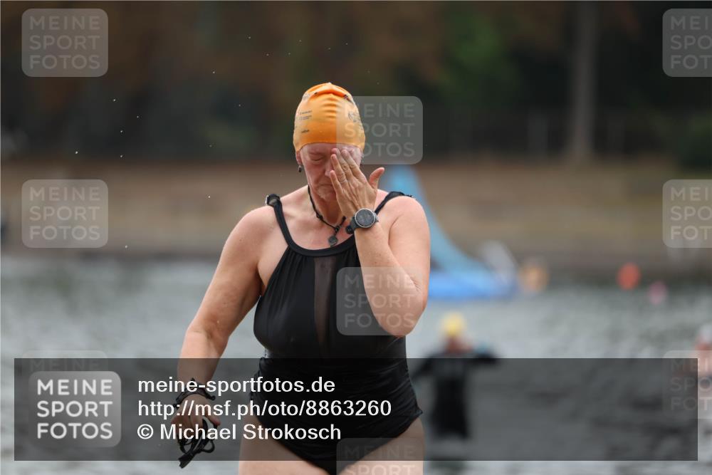 14.09.2025 - Stadtparktriathlon Michael Strokosch http://msf.ph/oto/8863260 14.09.2025 10:16:04 Schwimmen 631, 671 meine-sportfotos.de