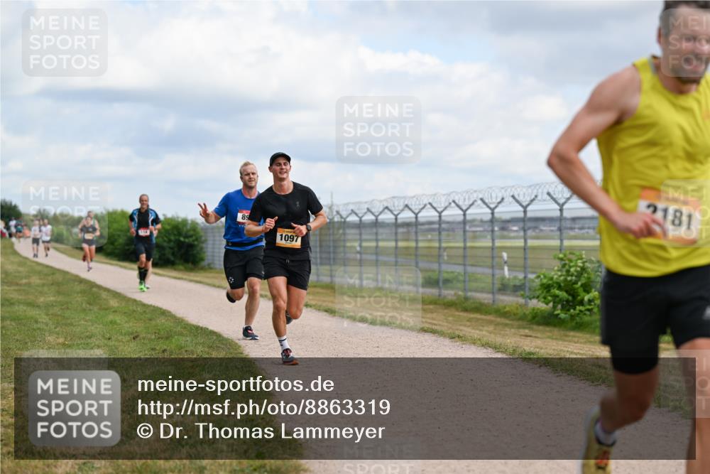 14.09.2025 - Airport Race Dr. Thomas Lammeyer http://msf.ph/oto/8863319 14.09.2025 12:02:55 Laufen 89, 1097, 2181 meine-sportfotos.de