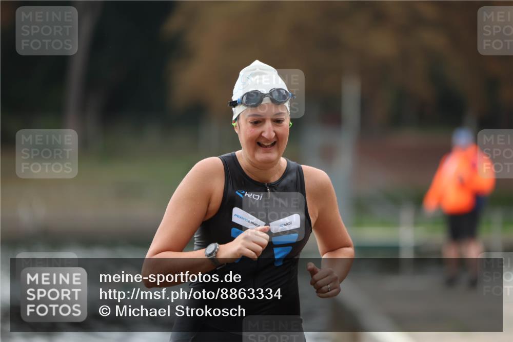 14.09.2025 - Stadtparktriathlon Michael Strokosch http://msf.ph/oto/8863334 14.09.2025 10:17:42 Schwimmen 643, 686 meine-sportfotos.de