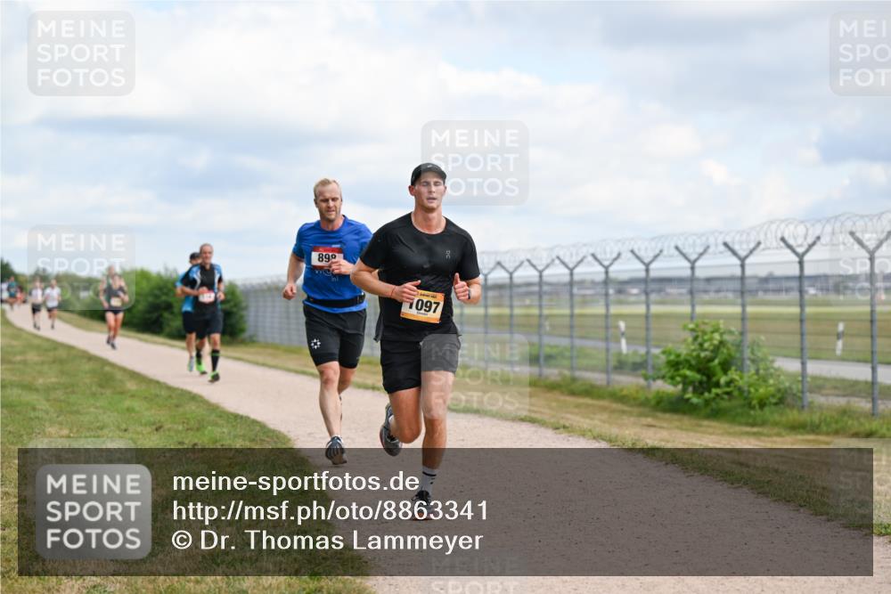 14.09.2025 - Airport Race Dr. Thomas Lammeyer http://msf.ph/oto/8863341 14.09.2025 12:02:56 Laufen 899, 097 meine-sportfotos.de