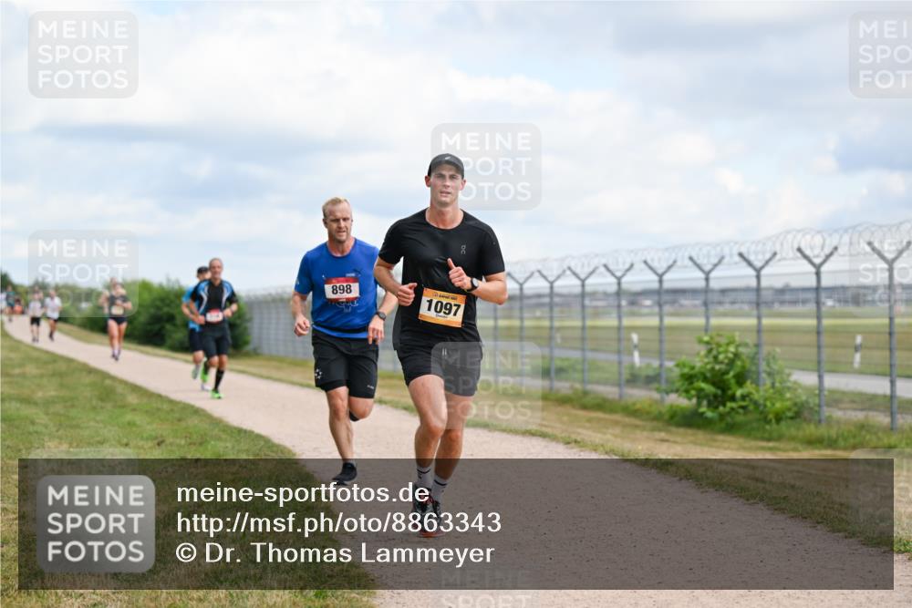 14.09.2025 - Airport Race Dr. Thomas Lammeyer http://msf.ph/oto/8863343 14.09.2025 12:02:56 Laufen 898, 732, 1097 meine-sportfotos.de