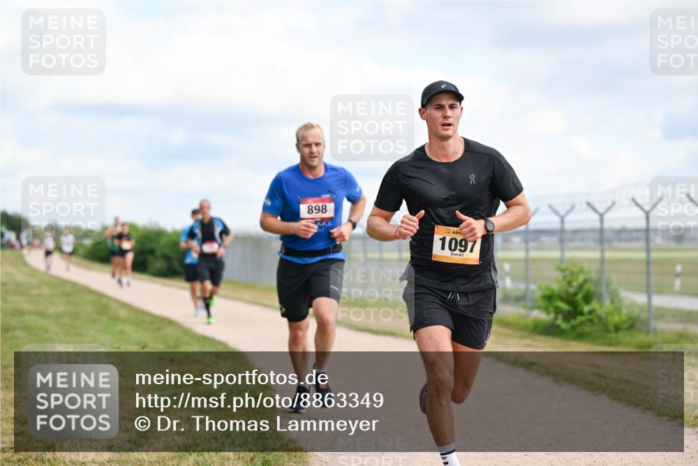 14.09.2025 - Airport Race Dr. Thomas Lammeyer http://msf.ph/oto/8863349 14.09.2025 12:02:57 Laufen 898, 1097 meine-sportfotos.de
