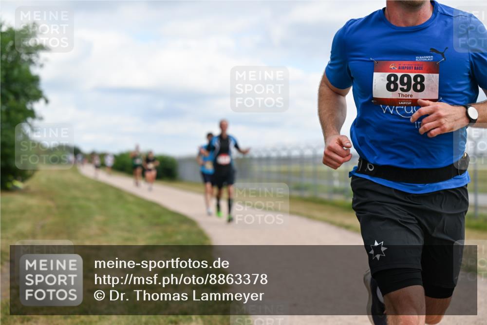 14.09.2025 - Airport Race Dr. Thomas Lammeyer http://msf.ph/oto/8863378 14.09.2025 12:02:59 Laufen 33, 542, 898 meine-sportfotos.de
