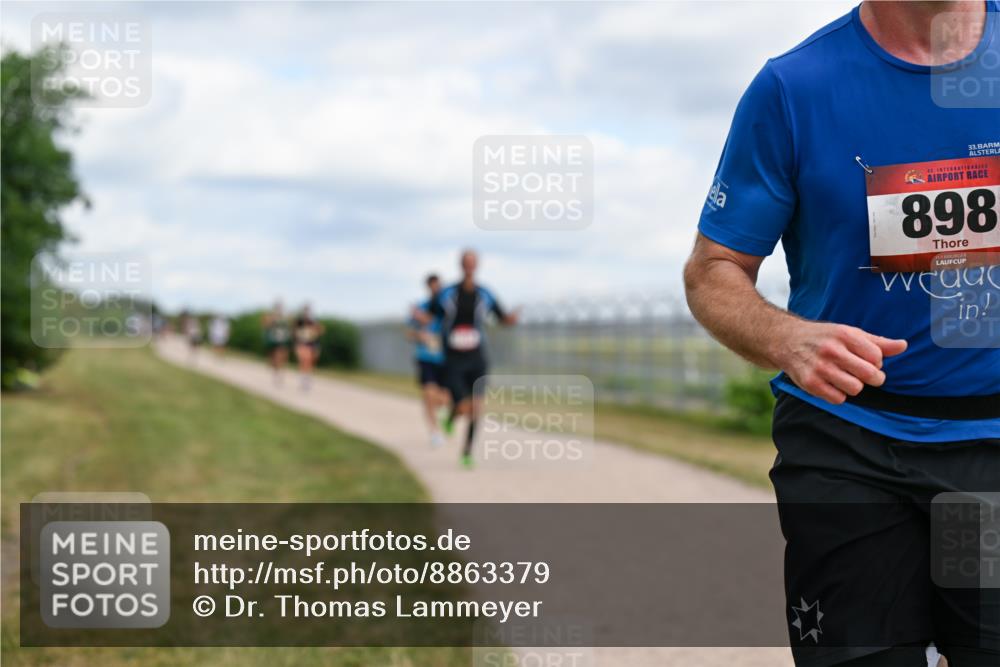 14.09.2025 - Airport Race Dr. Thomas Lammeyer http://msf.ph/oto/8863379 14.09.2025 12:02:59 Laufen 33, 42, 898 meine-sportfotos.de