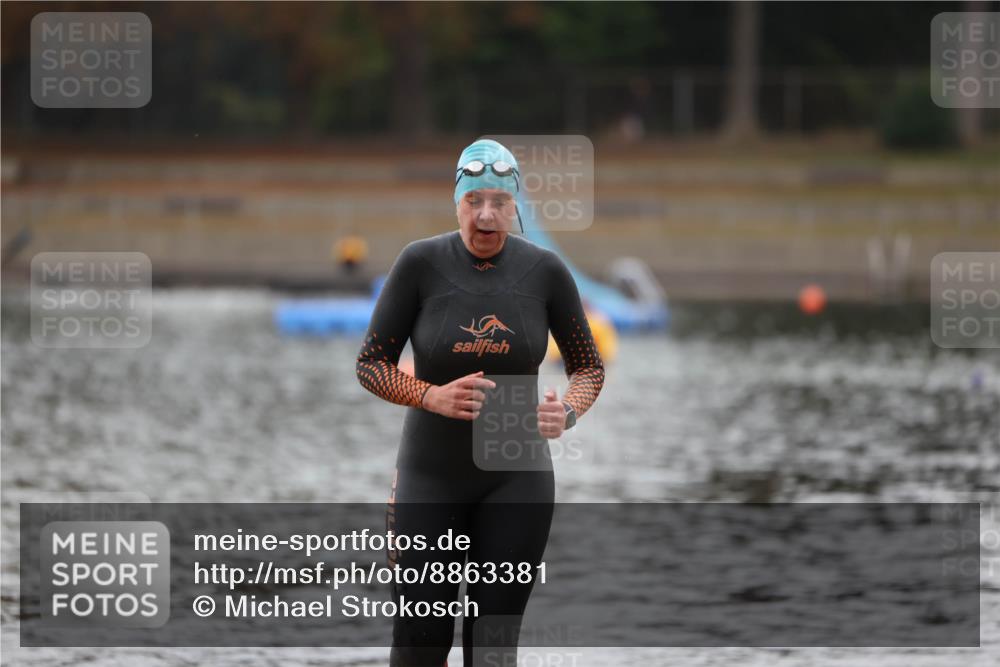 14.09.2025 - Stadtparktriathlon Michael Strokosch http://msf.ph/oto/8863381 14.09.2025 10:18:23 Schwimmen 638 meine-sportfotos.de