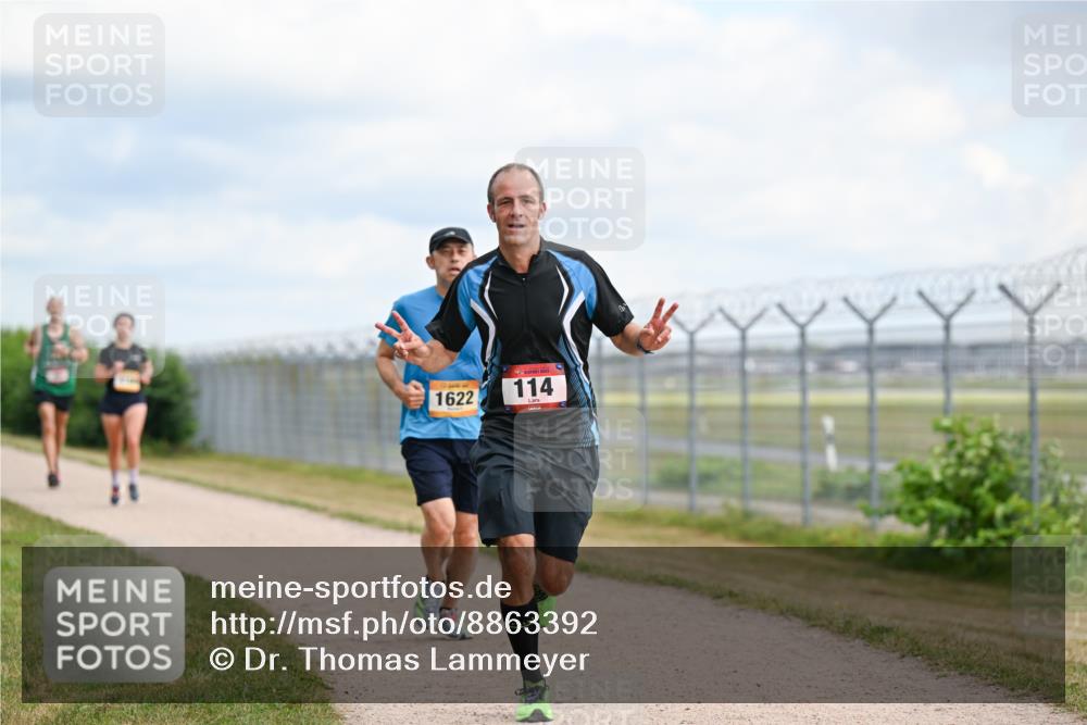 14.09.2025 - Airport Race Dr. Thomas Lammeyer http://msf.ph/oto/8863392 14.09.2025 12:03:00 Laufen 1622, 114 meine-sportfotos.de