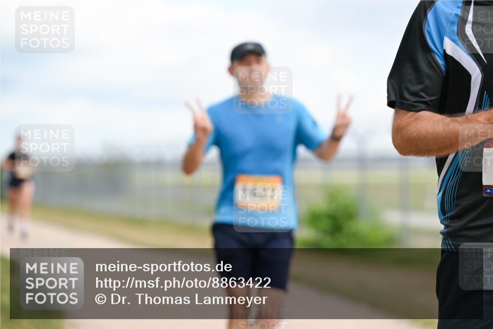 14.09.2025 - Airport Race Dr. Thomas Lammeyer http://msf.ph/oto/8863422 14.09.2025 12:03:02 Laufen 1422 meine-sportfotos.de