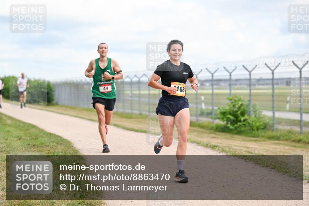 14.09.2025 - Airport Race Dr. Thomas Lammeyer http://msf.ph/oto/8863470 14.09.2025 12:03:06 Laufen 44, 166 meine-sportfotos.de