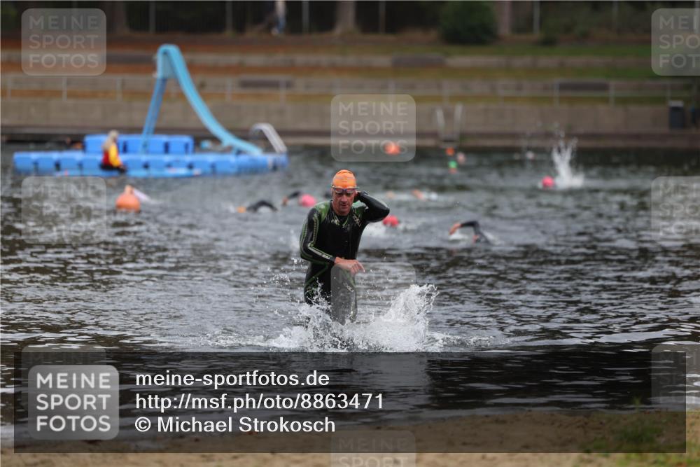 14.09.2025 - Stadtparktriathlon Michael Strokosch http://msf.ph/oto/8863471 14.09.2025 10:29:59 Schwimmen 783 meine-sportfotos.de