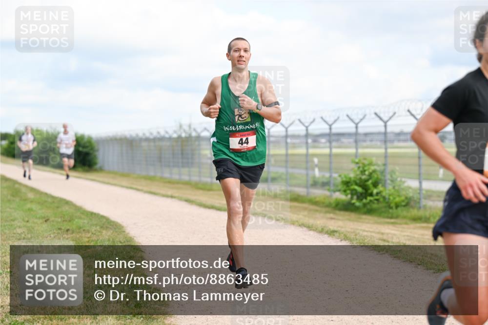 14.09.2025 - Airport Race Dr. Thomas Lammeyer http://msf.ph/oto/8863485 14.09.2025 12:03:07 Laufen 44 meine-sportfotos.de