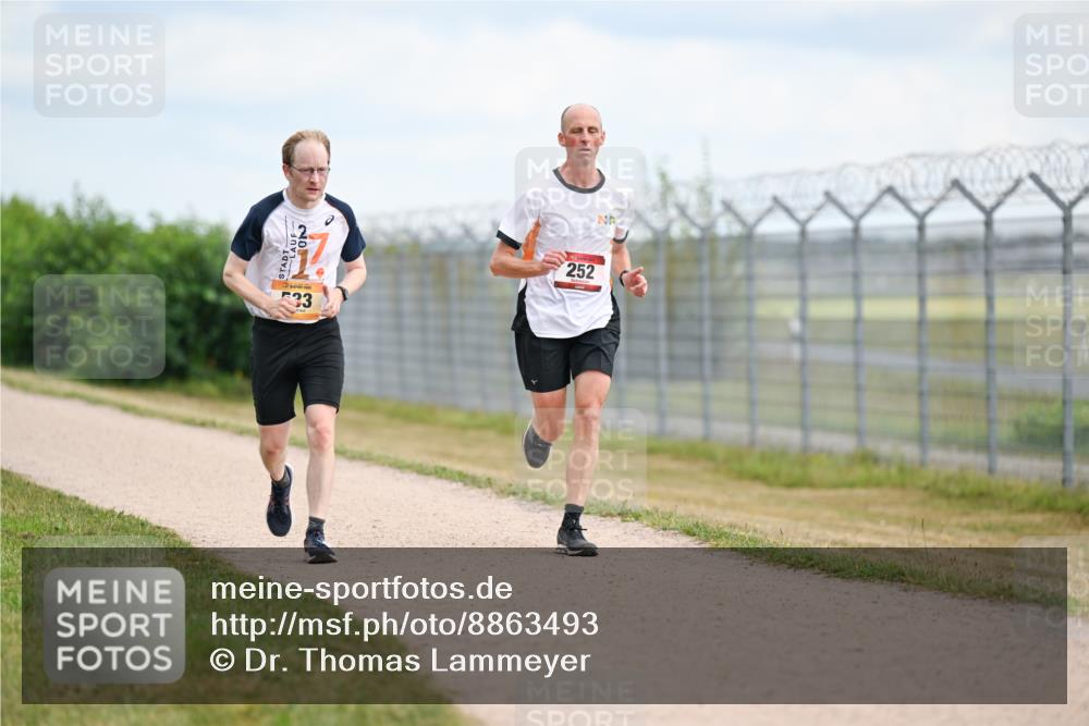 14.09.2025 - Airport Race Dr. Thomas Lammeyer http://msf.ph/oto/8863493 14.09.2025 12:03:12 Laufen 20, 33, 252 meine-sportfotos.de