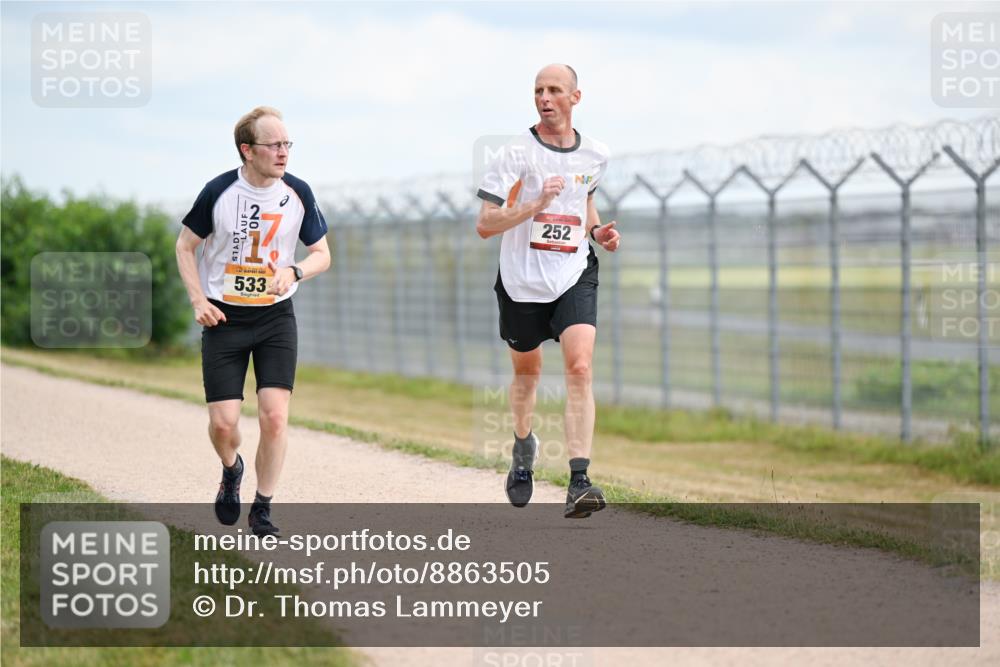 14.09.2025 - Airport Race Dr. Thomas Lammeyer http://msf.ph/oto/8863505 14.09.2025 12:03:13 Laufen 533, 252 meine-sportfotos.de