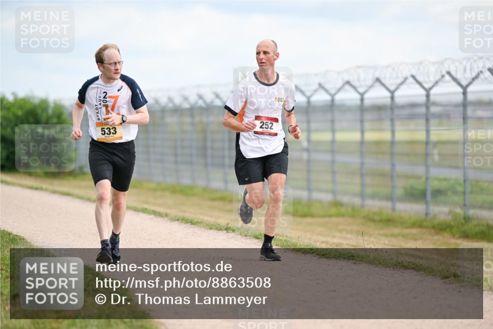 14.09.2025 - Airport Race Dr. Thomas Lammeyer http://msf.ph/oto/8863508 14.09.2025 12:03:13 Laufen 533, 252 meine-sportfotos.de