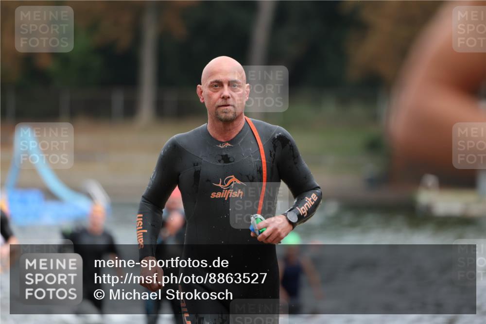 14.09.2025 - Stadtparktriathlon Michael Strokosch http://msf.ph/oto/8863527 14.09.2025 10:30:30 Schwimmen 727, 752, 761, 767, 769, 770, 777, 798 meine-sportfotos.de