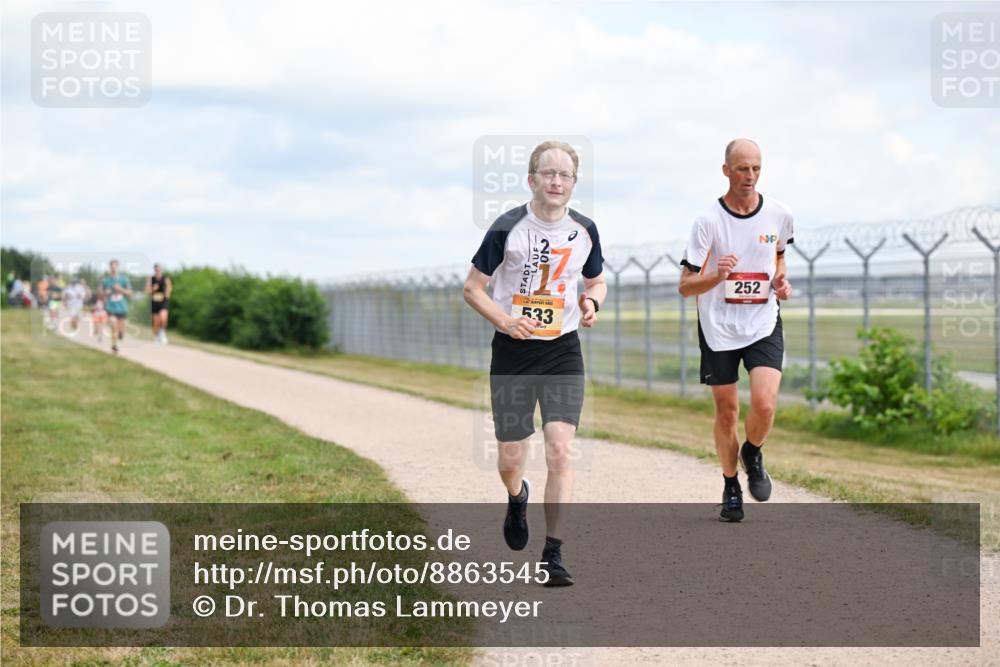 14.09.2025 - Airport Race Dr. Thomas Lammeyer http://msf.ph/oto/8863545 14.09.2025 12:03:16 Laufen 533, 252 meine-sportfotos.de