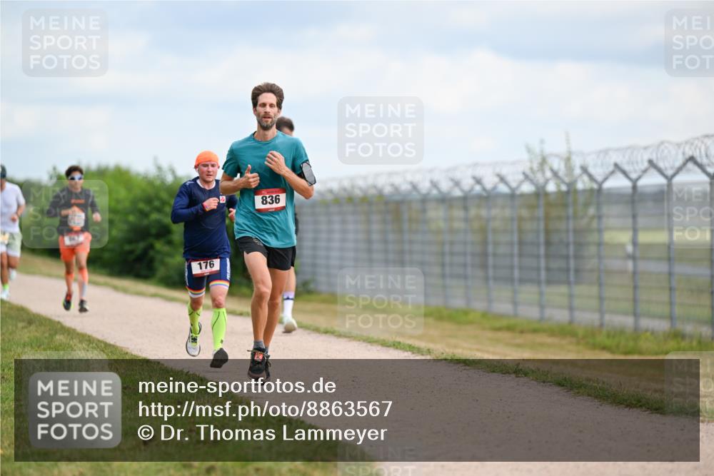 14.09.2025 - Airport Race Dr. Thomas Lammeyer http://msf.ph/oto/8863567 14.09.2025 12:03:24 Laufen 176, 836 meine-sportfotos.de