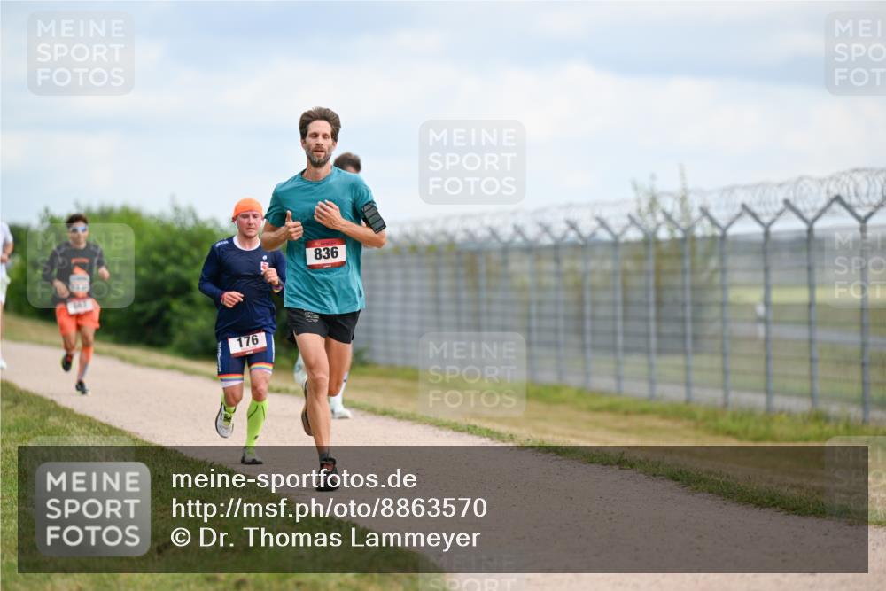 14.09.2025 - Airport Race Dr. Thomas Lammeyer http://msf.ph/oto/8863570 14.09.2025 12:03:24 Laufen 176, 836 meine-sportfotos.de