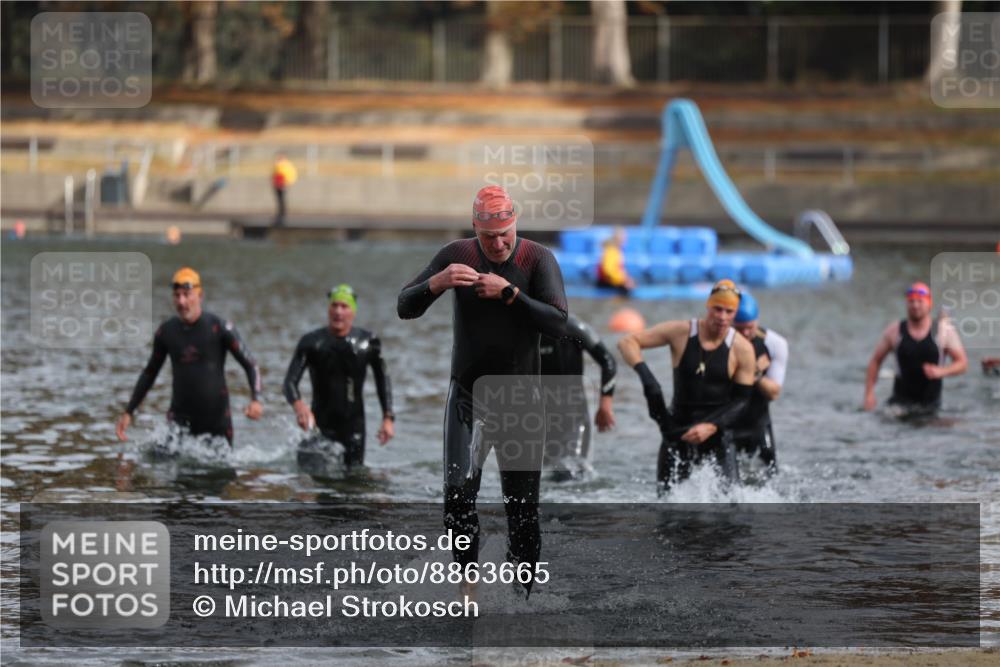 14.09.2025 - Stadtparktriathlon Michael Strokosch http://msf.ph/oto/8863665 14.09.2025 10:32:14 Schwimmen 753, 758, 759, 796 meine-sportfotos.de