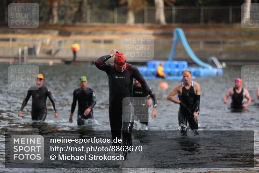 14.09.2025 - Stadtparktriathlon Michael Strokosch http://msf.ph/oto/8863670 14.09.2025 10:32:15 Schwimmen 732, 748, 753, 758, 759, 796 meine-sportfotos.de