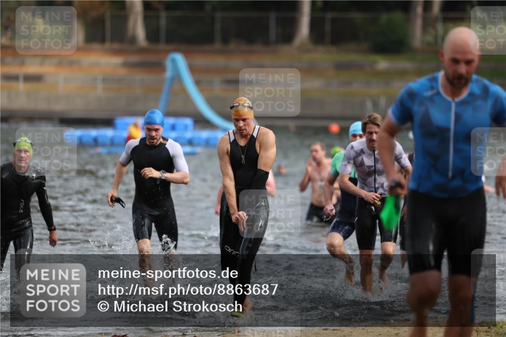 14.09.2025 - Stadtparktriathlon Michael Strokosch http://msf.ph/oto/8863687 14.09.2025 10:32:20 Schwimmen 732, 748, 753, 758, 759, 780, 782, 785, 796, 799, 800 meine-sportfotos.de
