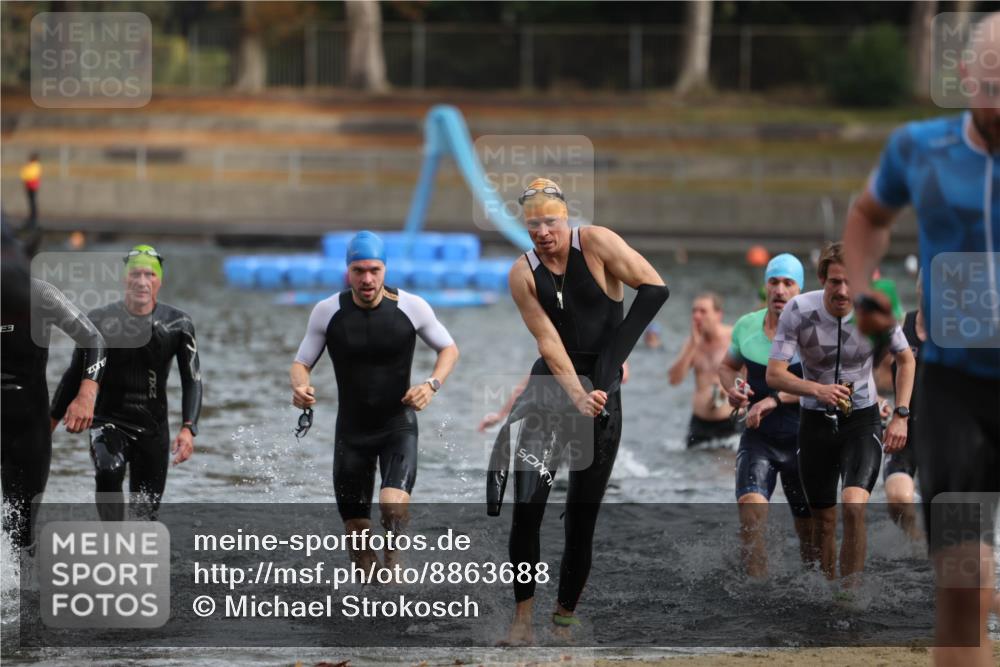 14.09.2025 - Stadtparktriathlon Michael Strokosch http://msf.ph/oto/8863688 14.09.2025 10:32:20 Schwimmen 732, 748, 753, 758, 759, 780, 782, 785, 796, 799, 800 meine-sportfotos.de