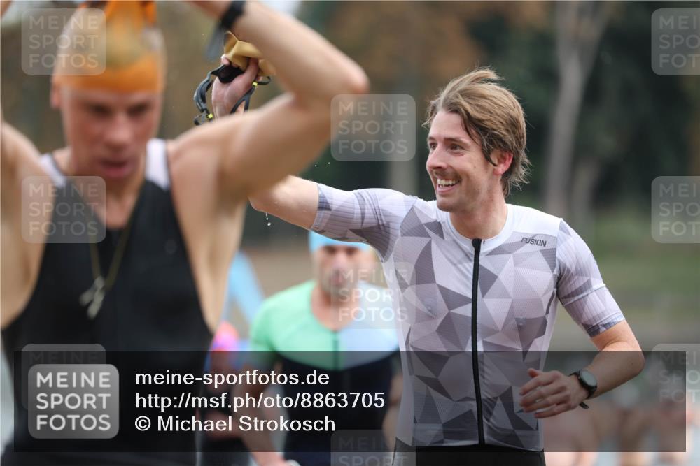 14.09.2025 - Stadtparktriathlon Michael Strokosch http://msf.ph/oto/8863705 14.09.2025 10:32:27 Schwimmen 732, 740, 748, 758, 759, 780, 782, 785, 796, 799, 800, 801, 815 meine-sportfotos.de