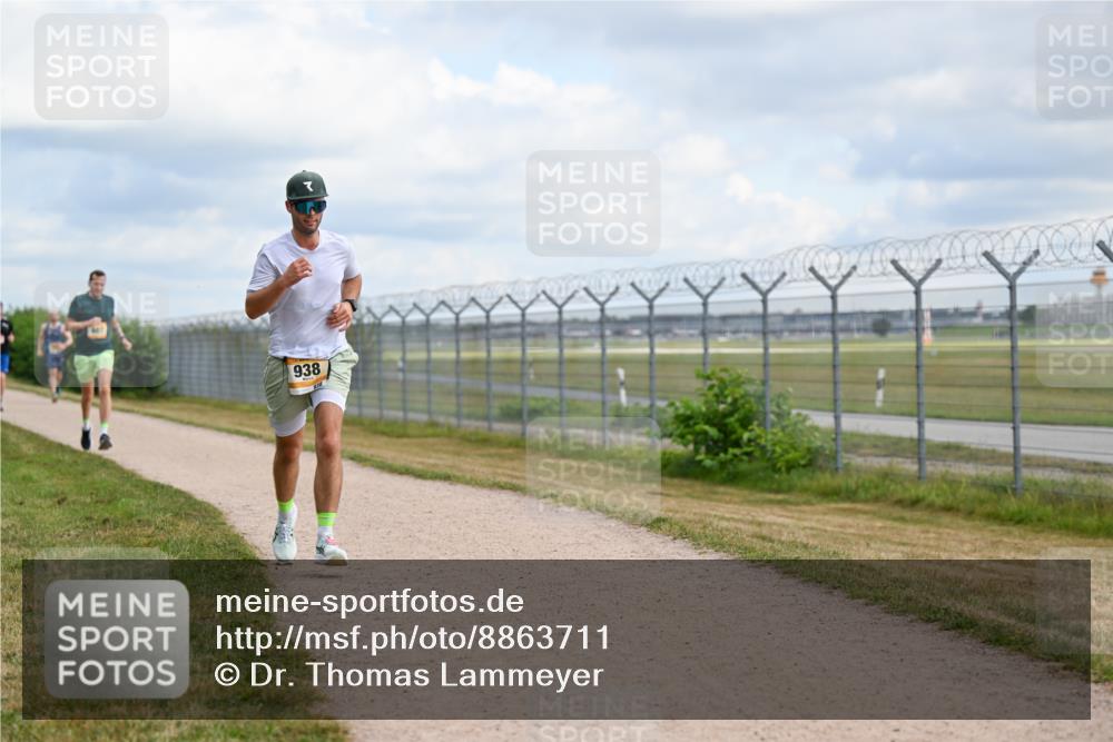 14.09.2025 - Airport Race Dr. Thomas Lammeyer http://msf.ph/oto/8863711 14.09.2025 12:03:36 Laufen 938 meine-sportfotos.de