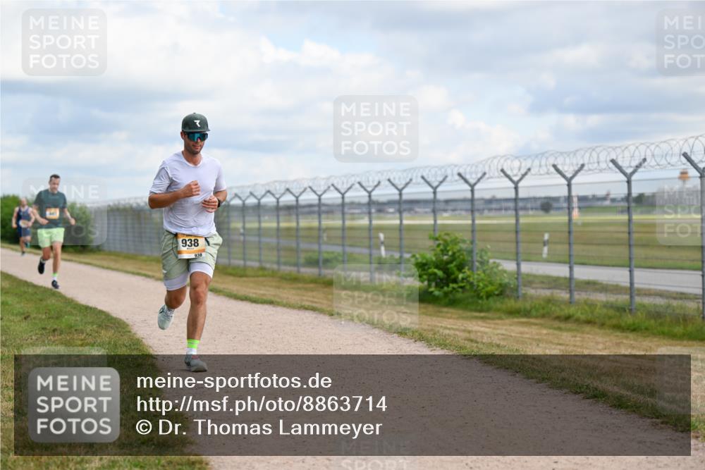 14.09.2025 - Airport Race Dr. Thomas Lammeyer http://msf.ph/oto/8863714 14.09.2025 12:03:36 Laufen 938, 938 meine-sportfotos.de