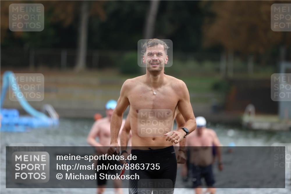 14.09.2025 - Stadtparktriathlon Michael Strokosch http://msf.ph/oto/8863735 14.09.2025 10:32:42 Schwimmen 723, 736, 740, 762, 776, 781, 815, 816 meine-sportfotos.de