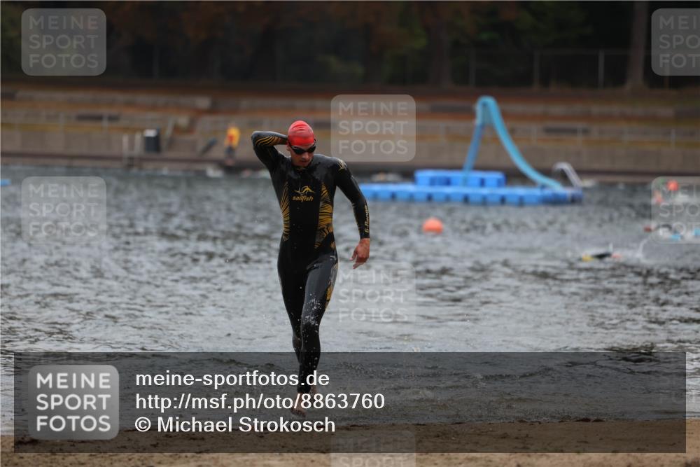 14.09.2025 - Stadtparktriathlon Michael Strokosch http://msf.ph/oto/8863760 14.09.2025 08:49:07 Schwimmen 315 meine-sportfotos.de