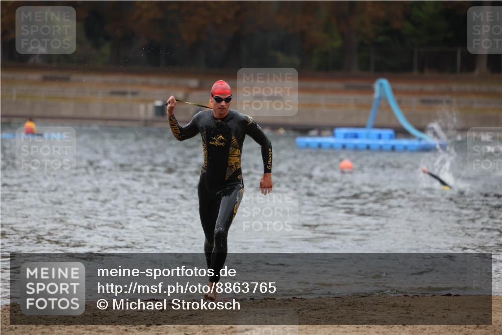 14.09.2025 - Stadtparktriathlon Michael Strokosch http://msf.ph/oto/8863765 14.09.2025 08:49:08 Schwimmen 315 meine-sportfotos.de