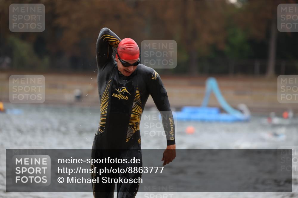14.09.2025 - Stadtparktriathlon Michael Strokosch http://msf.ph/oto/8863777 14.09.2025 08:49:10 Schwimmen 315 meine-sportfotos.de