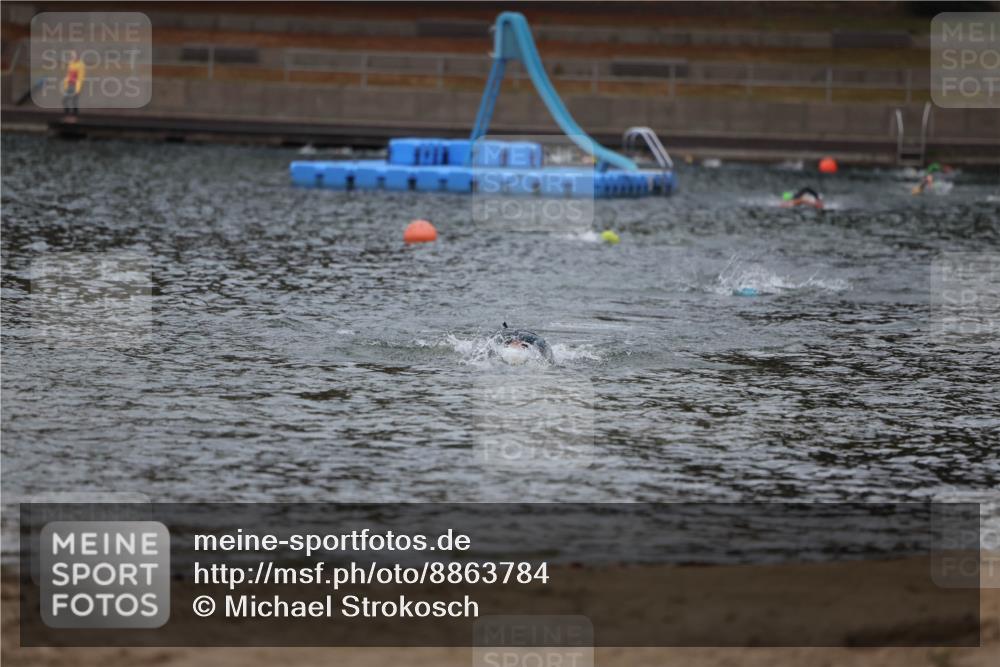 14.09.2025 - Stadtparktriathlon Michael Strokosch http://msf.ph/oto/8863784 14.09.2025 08:49:16 Schwimmen 310 meine-sportfotos.de