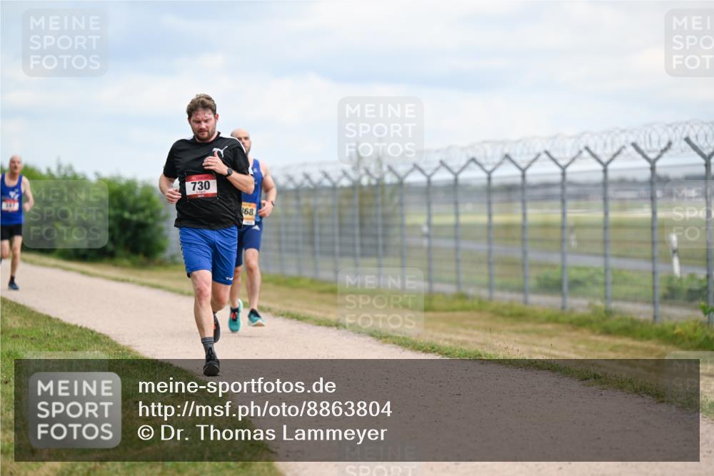 14.09.2025 - Airport Race Dr. Thomas Lammeyer http://msf.ph/oto/8863804 14.09.2025 12:03:43 Laufen 730, 68 meine-sportfotos.de