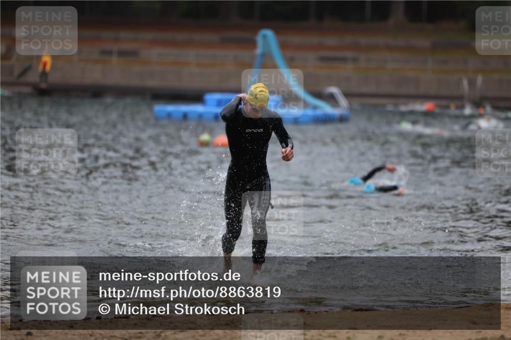 14.09.2025 - Stadtparktriathlon Michael Strokosch http://msf.ph/oto/8863819 14.09.2025 08:49:22 Schwimmen 310 meine-sportfotos.de