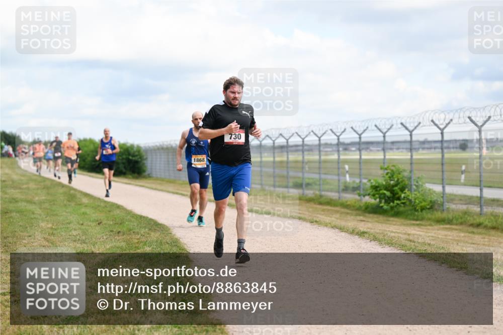 14.09.2025 - Airport Race Dr. Thomas Lammeyer http://msf.ph/oto/8863845 14.09.2025 12:03:45 Laufen 1868, 730 meine-sportfotos.de