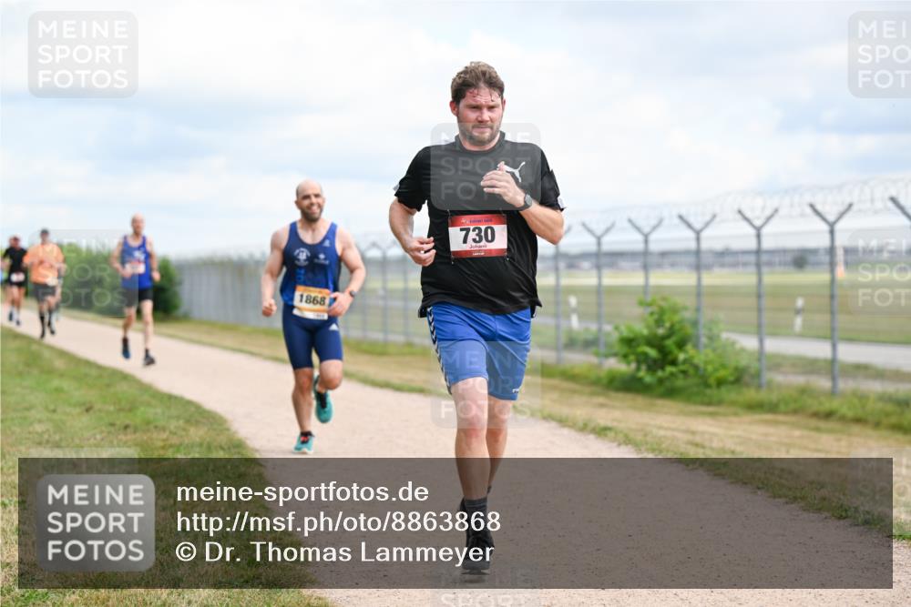 14.09.2025 - Airport Race Dr. Thomas Lammeyer http://msf.ph/oto/8863868 14.09.2025 12:03:46 Laufen 1868, 730 meine-sportfotos.de
