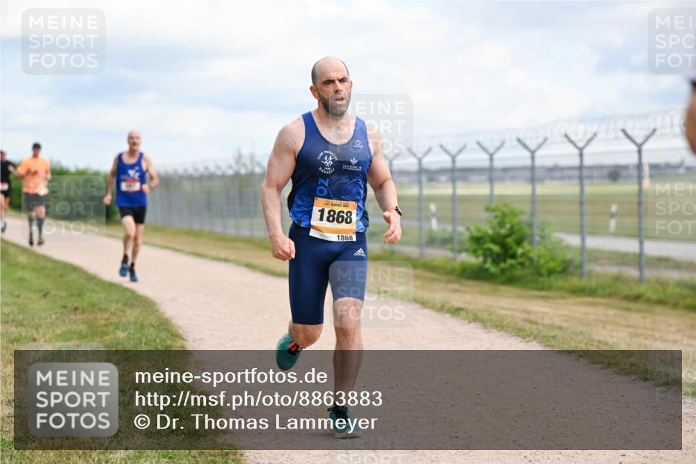 14.09.2025 - Airport Race Dr. Thomas Lammeyer http://msf.ph/oto/8863883 14.09.2025 12:03:47 Laufen 1868, 1868 meine-sportfotos.de