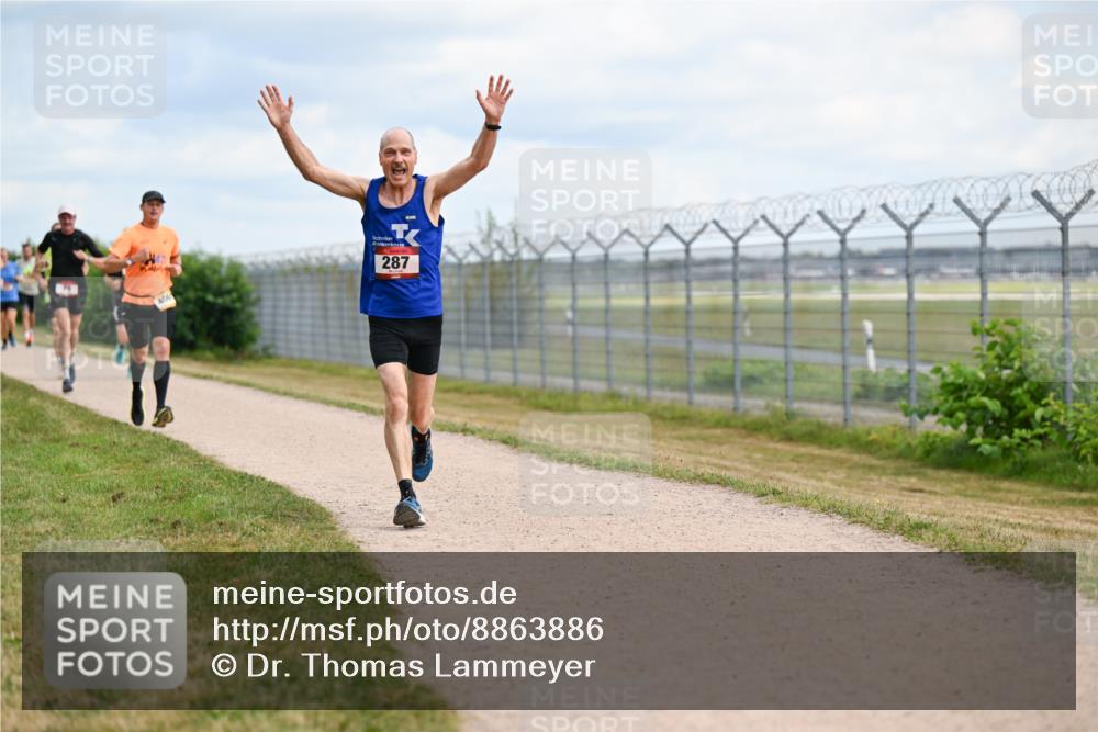 14.09.2025 - Airport Race Dr. Thomas Lammeyer http://msf.ph/oto/8863886 14.09.2025 12:03:49 Laufen 287 meine-sportfotos.de