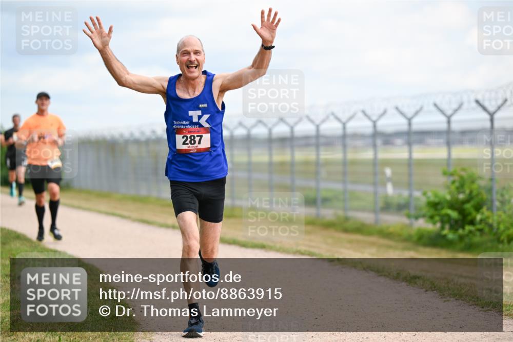14.09.2025 - Airport Race Dr. Thomas Lammeyer http://msf.ph/oto/8863915 14.09.2025 12:03:50 Laufen 287 meine-sportfotos.de