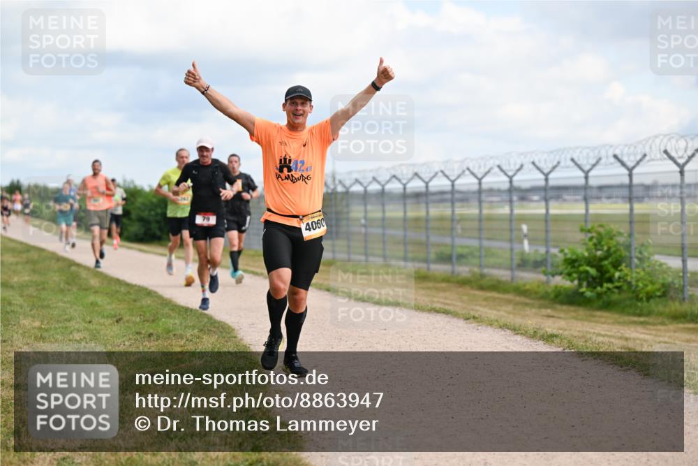14.09.2025 - Airport Race Dr. Thomas Lammeyer http://msf.ph/oto/8863947 14.09.2025 12:03:54 Laufen 4060 meine-sportfotos.de