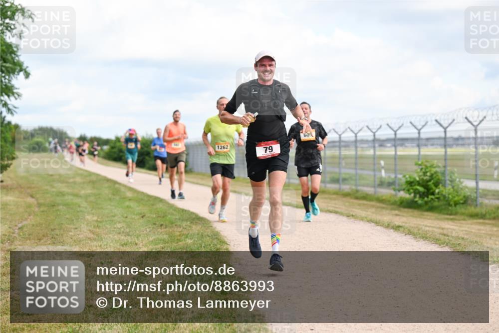 14.09.2025 - Airport Race Dr. Thomas Lammeyer http://msf.ph/oto/8863993 14.09.2025 12:03:57 Laufen 1262, 79, 605 meine-sportfotos.de