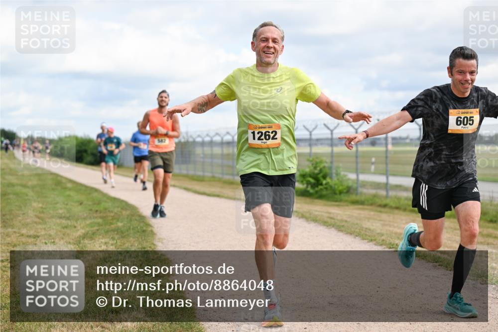 14.09.2025 - Airport Race Dr. Thomas Lammeyer http://msf.ph/oto/8864048 14.09.2025 12:04:00 Laufen 542, 1262, 605 meine-sportfotos.de