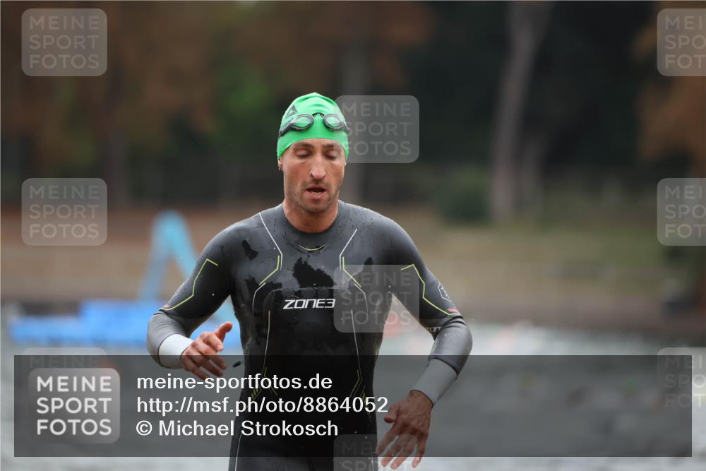 14.09.2025 - Stadtparktriathlon Michael Strokosch http://msf.ph/oto/8864052 14.09.2025 08:50:29 Schwimmen 330, 335 meine-sportfotos.de