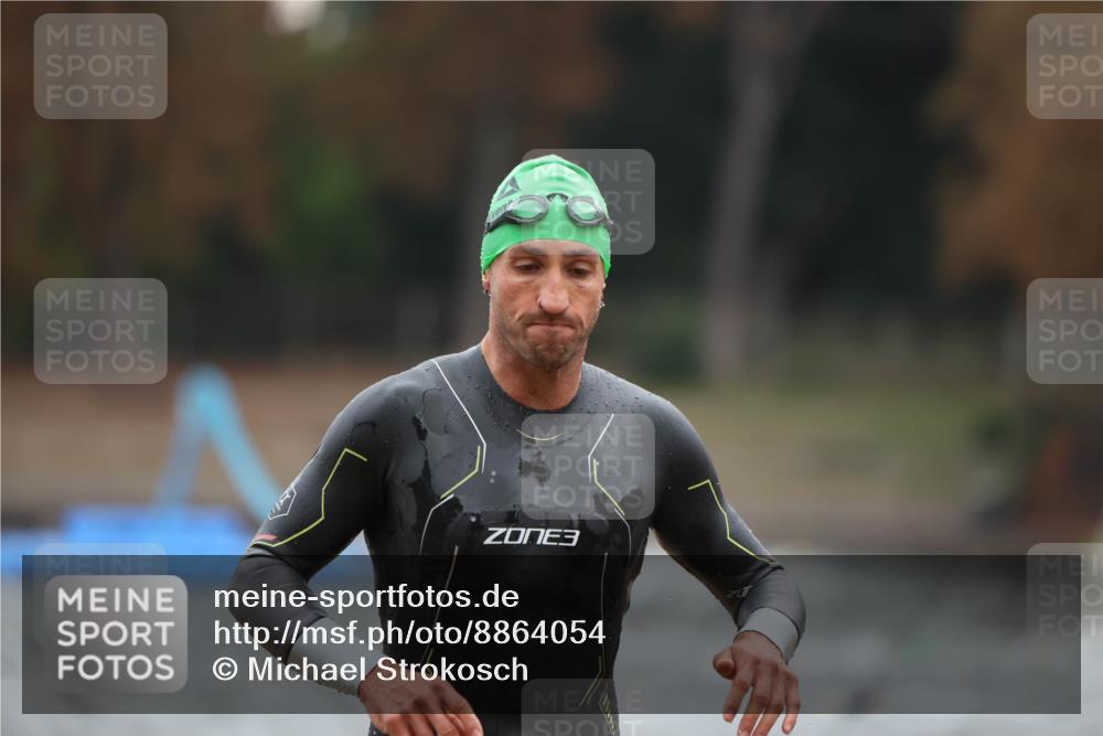 14.09.2025 - Stadtparktriathlon Michael Strokosch http://msf.ph/oto/8864054 14.09.2025 08:50:30 Schwimmen 330 meine-sportfotos.de