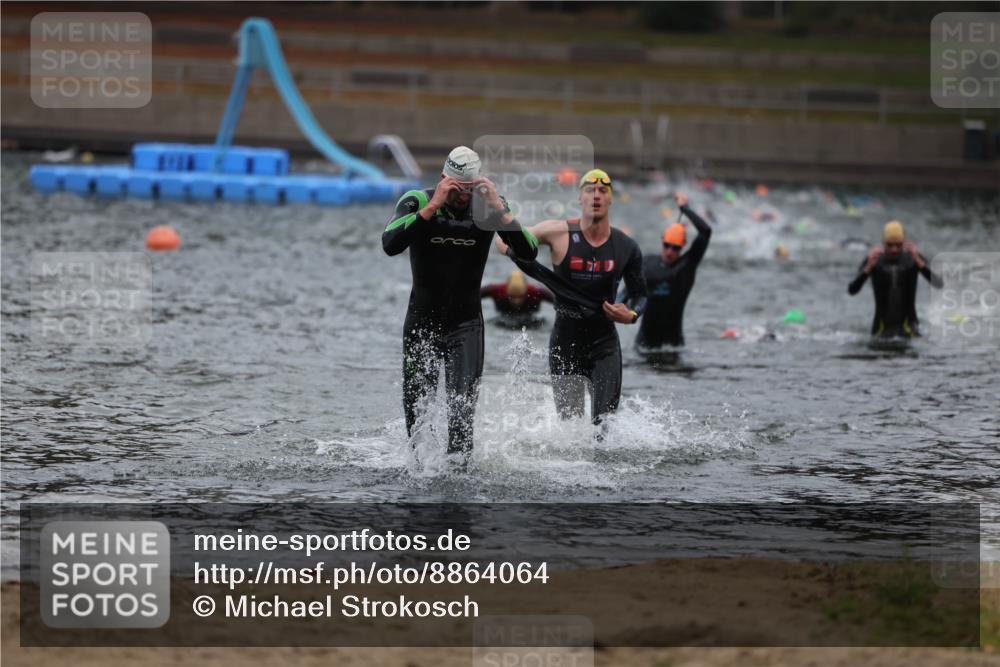 14.09.2025 - Stadtparktriathlon Michael Strokosch http://msf.ph/oto/8864064 14.09.2025 08:50:42 Schwimmen 314, 365 meine-sportfotos.de